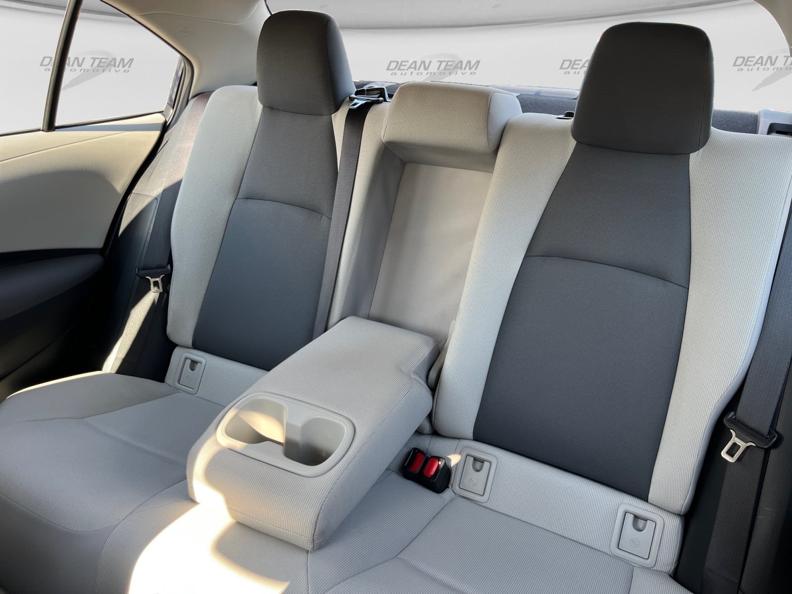 Used 2022 Toyota Corolla LE FWD image 15