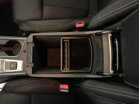 Used 2020 Subaru Ascent Premium w/ Convenience Package image 22