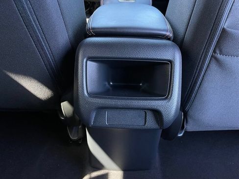 Certified 2024 Honda HR-V Sport image 37