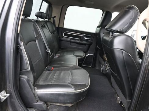 Used 2022 RAM 2500 Laramie AWD/4WD image 6