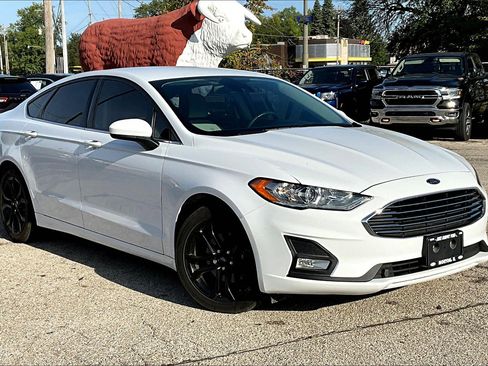Used 2020 Ford Fusion SE w/ Equipment Group 151A image 38