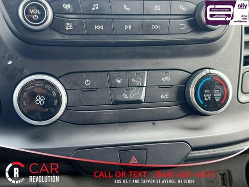 Used 2022 Ford Transit 250 148 High Roof AWD image 30