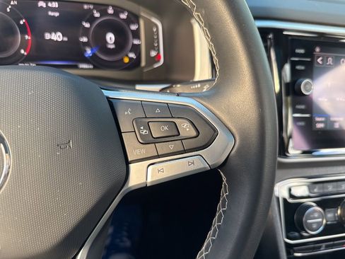 Used 2022 Volkswagen Atlas SE image 49