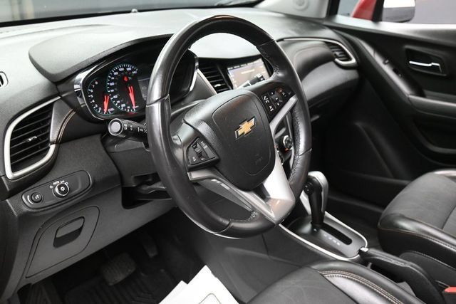 Used 2019 Chevrolet Trax LT FWD image 14