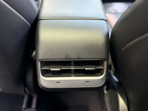 Used 2021 Tesla Model Y Long Range AWD/4WD image 48
