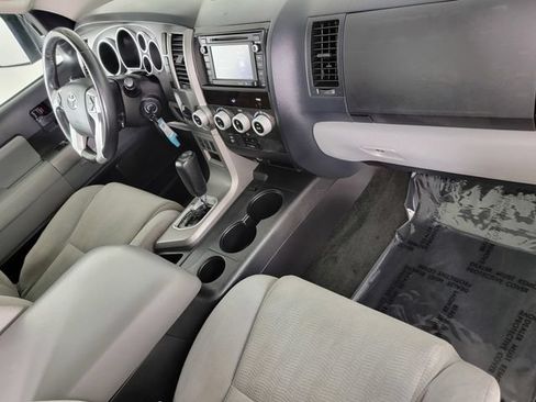 Used 2016 Toyota Sequoia SR5 AWD/4WD image 20
