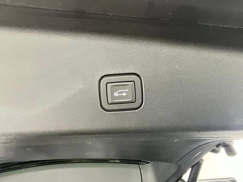 Used 2026 Cadillac Vistiq Sport w/ LPO, Floor Liner Package AWD/4WD image 24