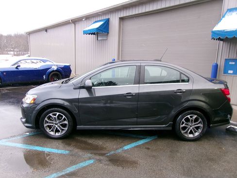 Used 2018 Chevrolet Sonic LT w/ RS Package image 2