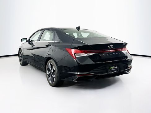 Used 2022 Hyundai Elantra SEL w/ Convenience + Premium Package FWD image 5