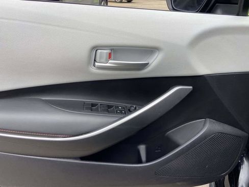 Used 2023 Toyota Corolla SE image 12