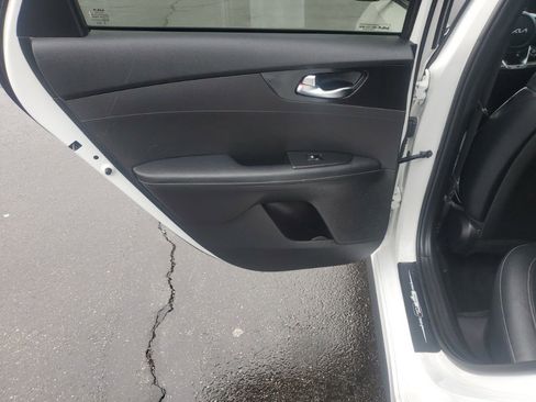 Used 2022 Kia Forte GT-Line w/ GT-Line Premium Package image 26