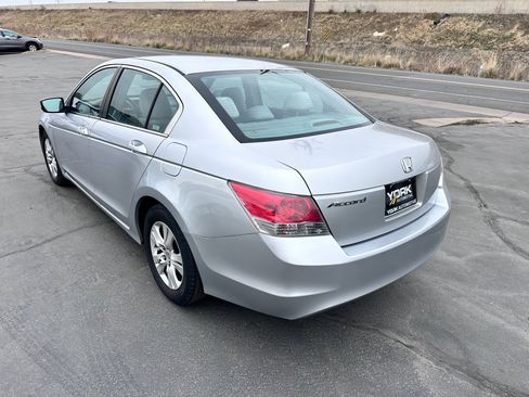 Used 2008 Honda Accord LX-P image 4