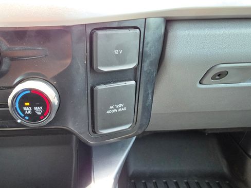 Used 2024 Ford F250 XLT w/ FX4 Off-Road Package AWD/4WD image 32