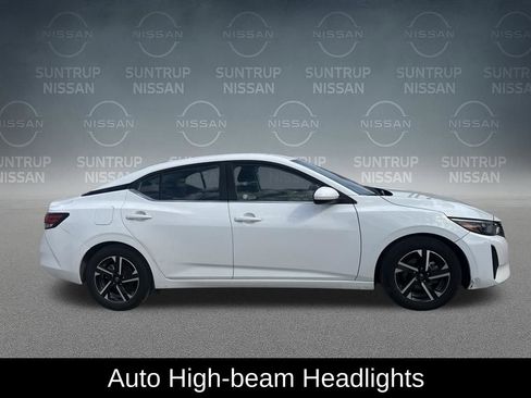 Used 2024 Nissan Sentra SV image 10