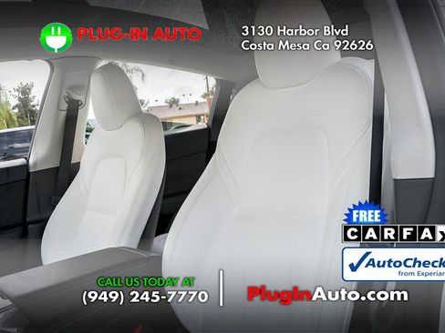Used 2025 Tesla Model Y Long Range RWD image 7