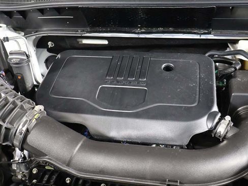 Used 2025 Chevrolet Blazer LT FWD image 14