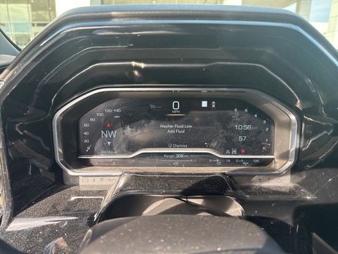 Used 2023 GMC Sierra 1500 SLT image 8