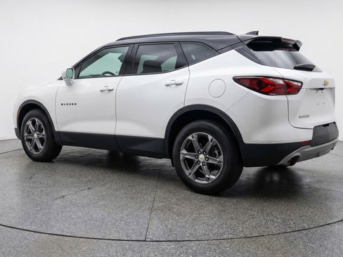 Used 2025 Chevrolet Blazer LT FWD image 6