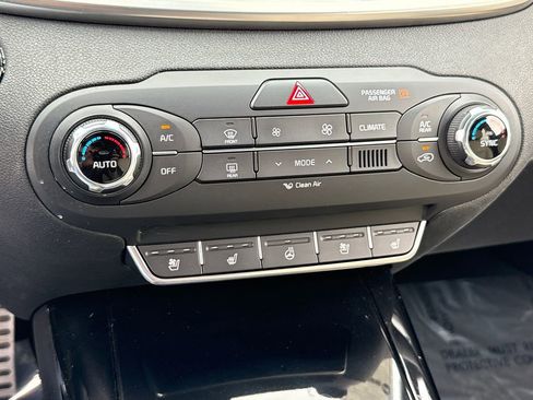 Used 2016 Kia Sorento SX w/ SXL Technology Package AWD/4WD image 28
