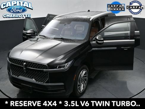 Used 2025 Lincoln Navigator Reserve AWD/4WD image 34