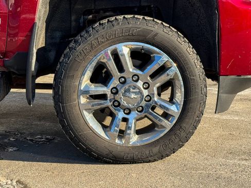 Used 2019 Chevrolet Silverado 2500 High Country w/ Duramax Plus Package image 10