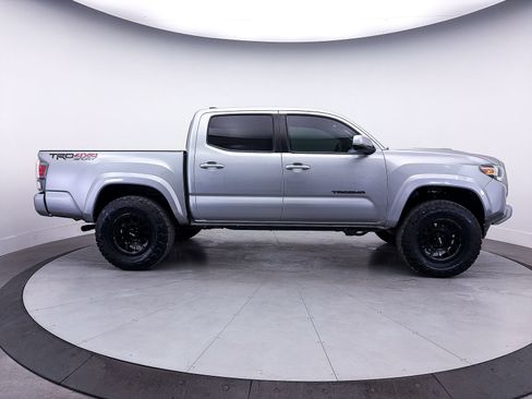 Used 2021 Toyota Tacoma TRD Sport w/ TRD Premium Sport Package AWD/4WD image 43
