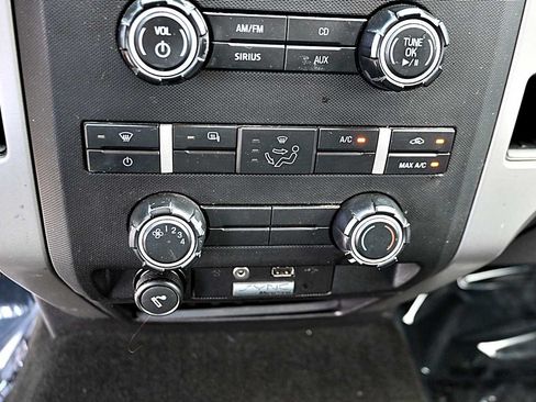 Used 2011 Ford F150 XLT w/ XLT Convenience Pkg RWD image 17