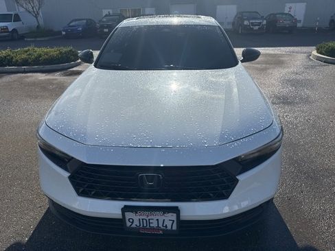 Used 2023 Honda Accord Sport image 4