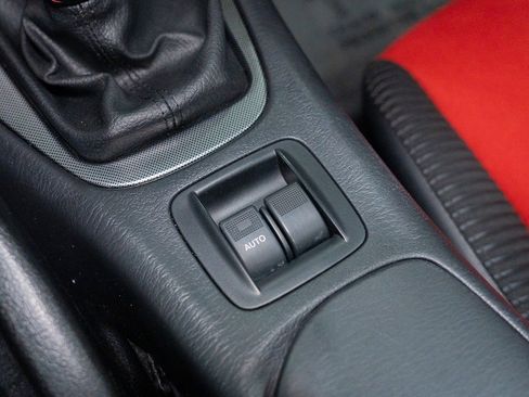 Used 2004 MAZDA MX-5 Miata MAZDASPEED image 40