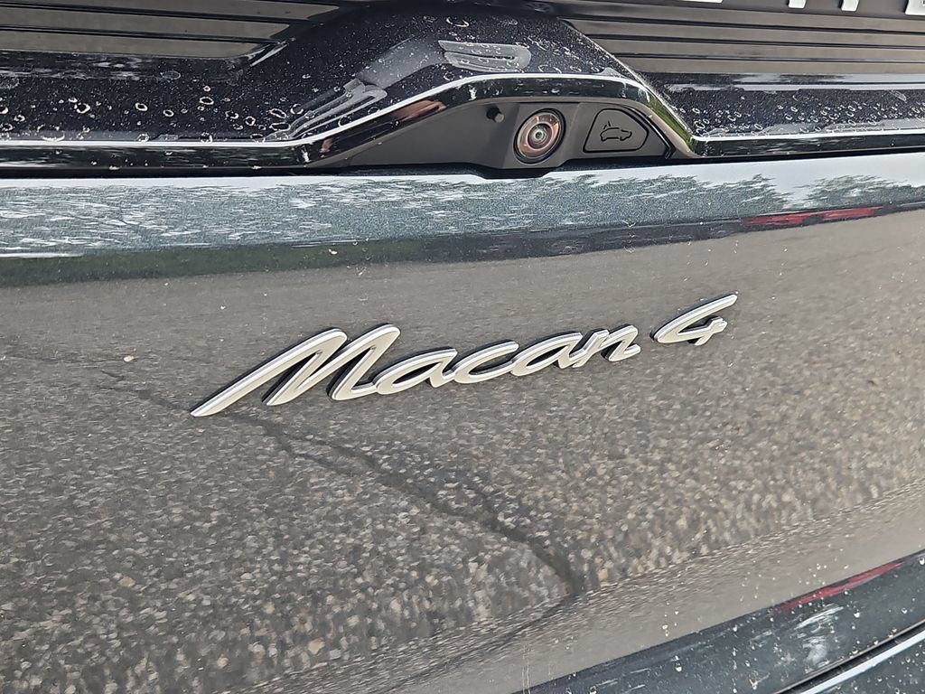 Certified 2026 Porsche Macan 4 Electric AWD/4WD image 13