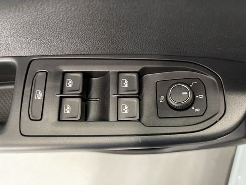 New 2026 Volkswagen Taos SE AWD/4WD image 25