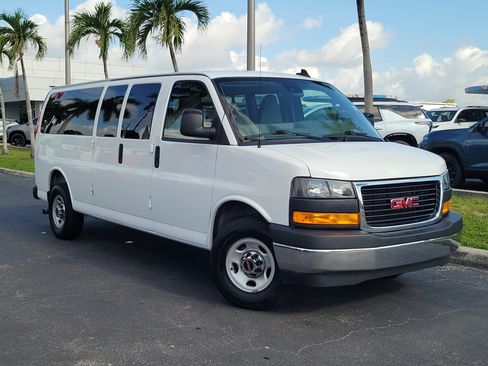 Used 2025 GMC Savana 3500 LT w/ LT Preferred Equipment Group RWD image 27