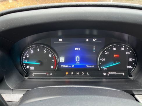 Used 2024 Ford Explorer XLT w/ Equipment Group 202A image 17