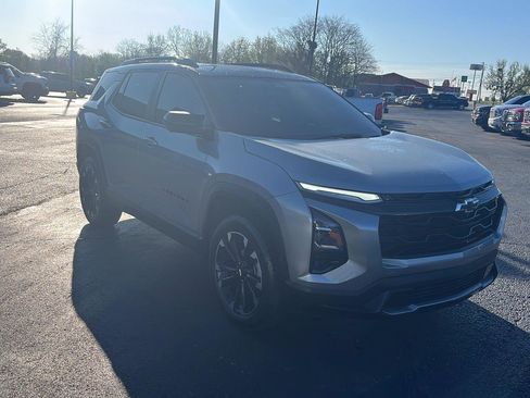 Used 2025 Chevrolet Equinox RS w/ Safety and Technology Package image 7