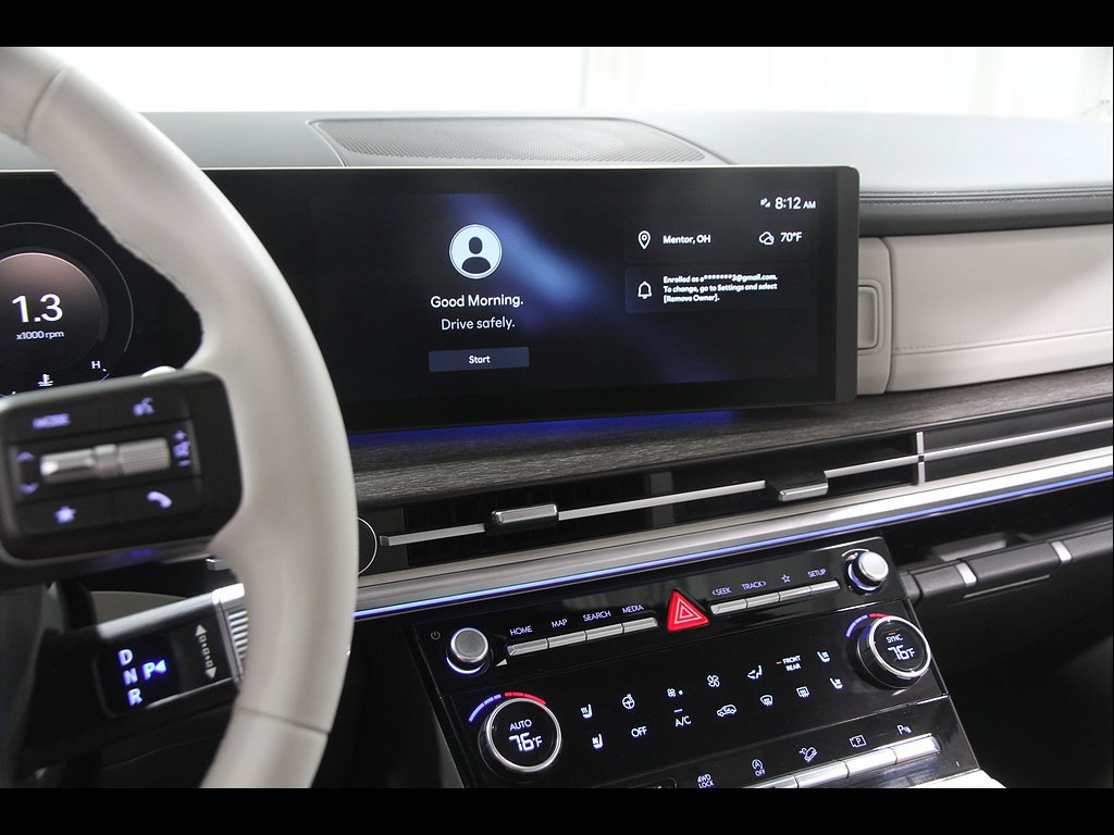 Certified 2024 Hyundai Santa Fe Limited AWD/4WD image 9