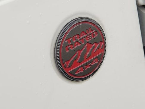 Used 2022 Jeep Gladiator Rubicon w/ Cold Weather Group image 12