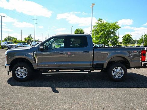 New 2026 Ford F250 XLT w/ XLT Premium Package AWD/4WD image 8