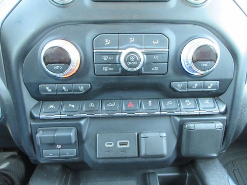 Used 2019 GMC Sierra 1500 Denali w/ Denali Ultimate Package image 37