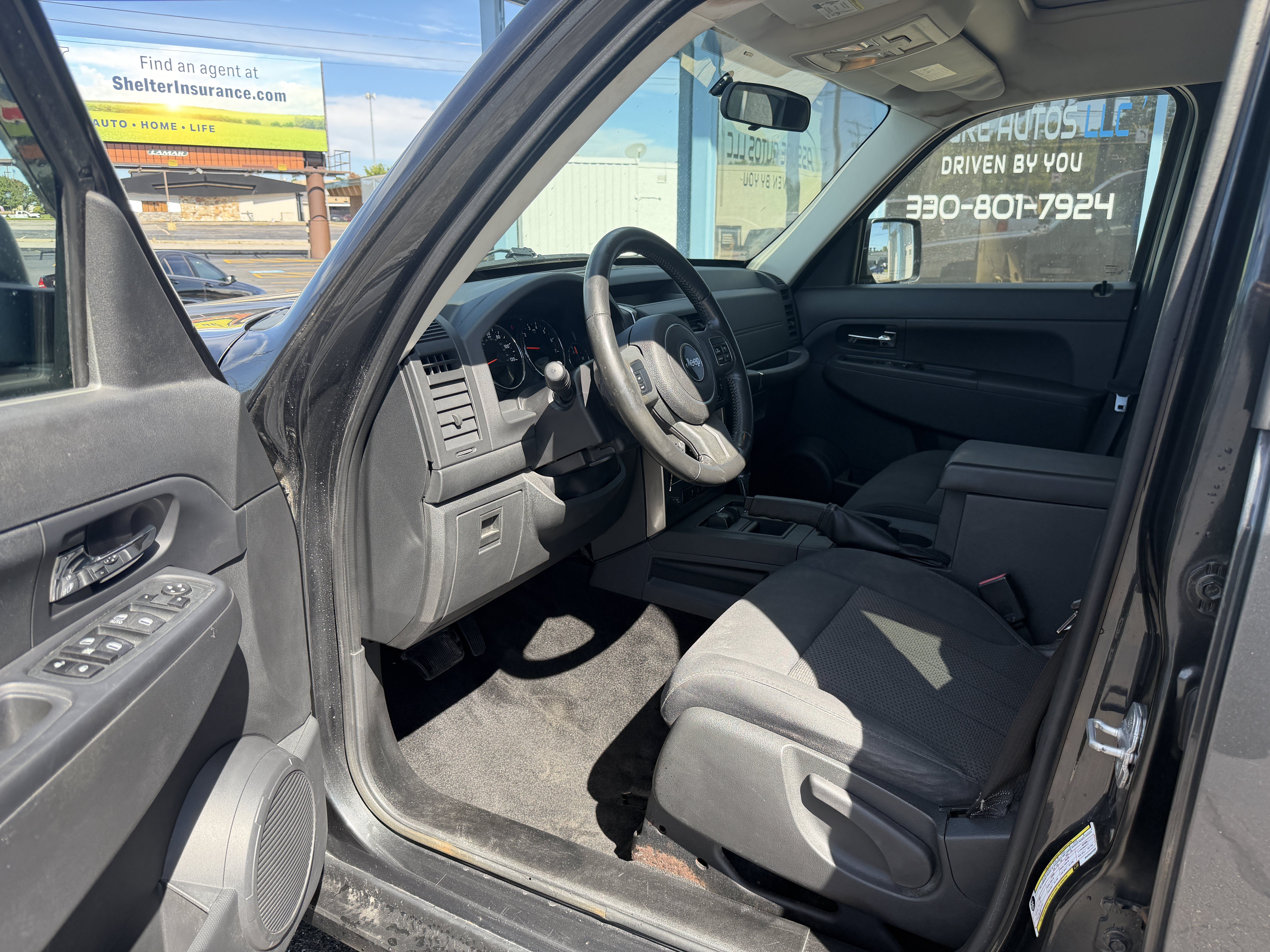 Used 2011 Jeep Liberty Sport w/ Popular Equipment Group AWD/4WD image 9