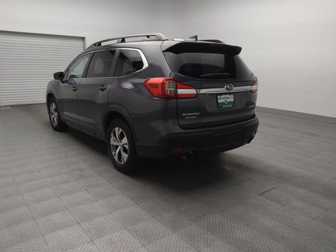 Used 2022 Subaru Ascent Premium image 5
