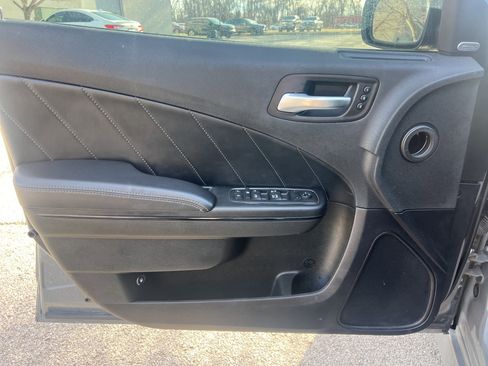 Used 2017 Dodge Charger R/T Scat Pack w/ Driver Confidence Group image 11