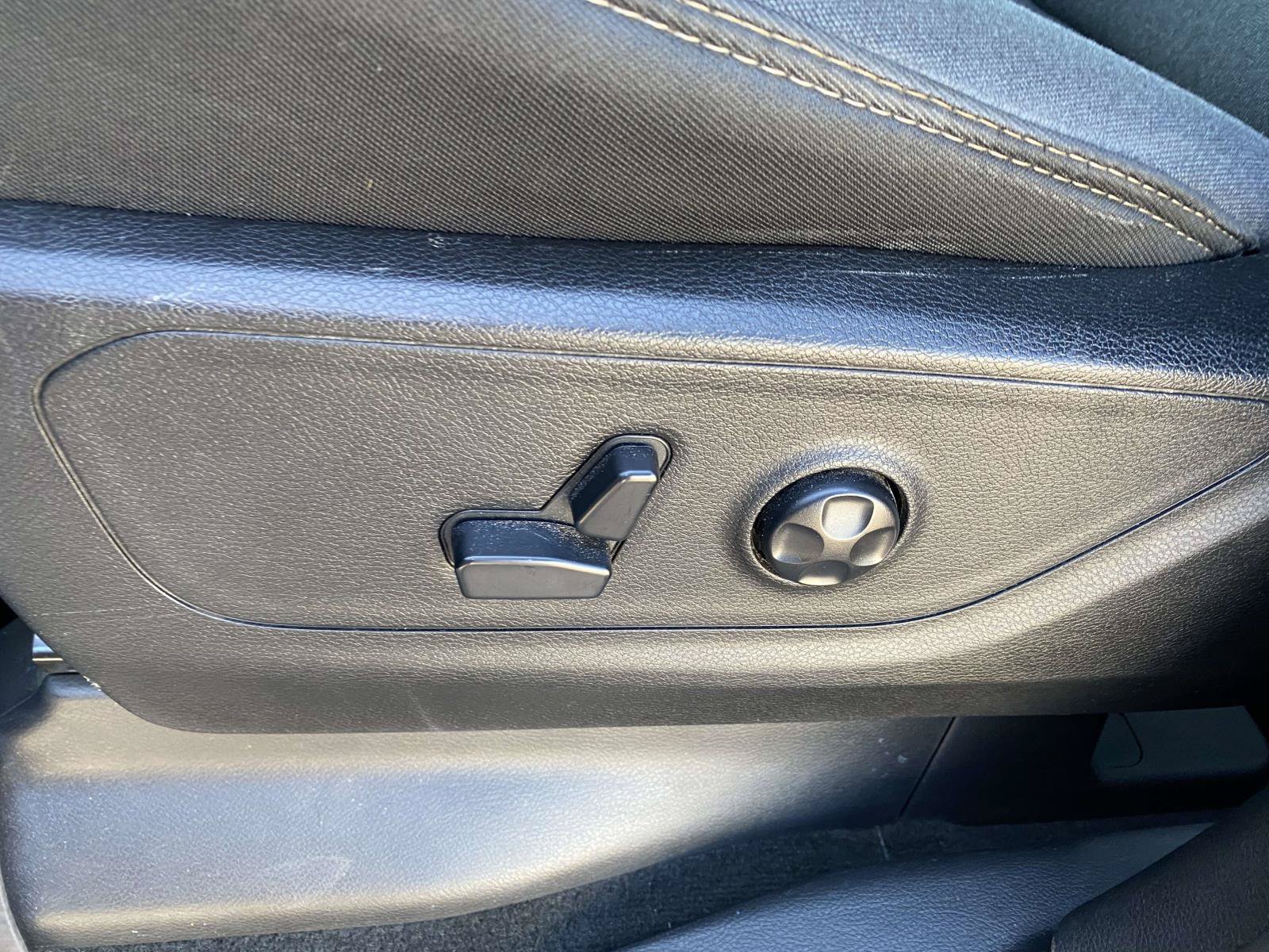 Used 2020 RAM 1500 Big Horn AWD/4WD image 19