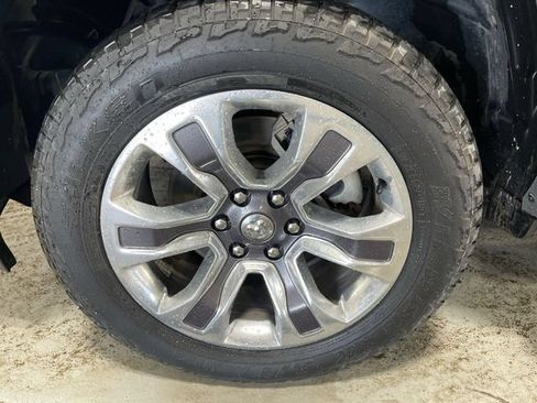 Certified 2023 RAM 1500 Limited w/ Off Road Group AWD/4WD image 11