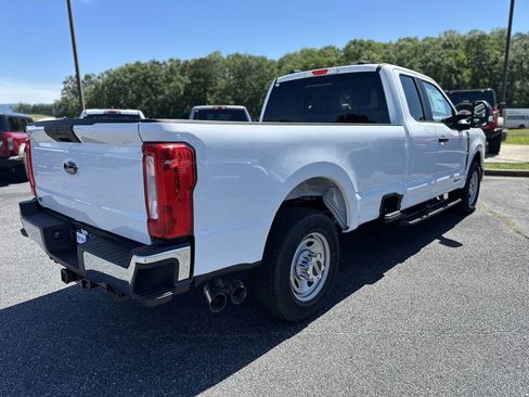 New 2025 Ford F350 XL w/ XL Chrome Package RWD image 7