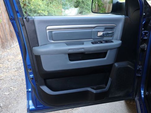 Used 2016 RAM 1500 Big Horn image 25