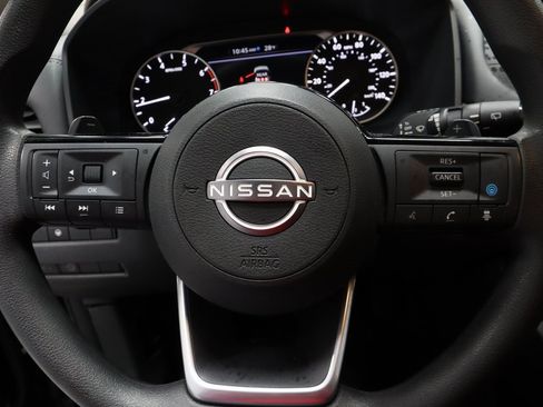 Certified 2023 Nissan Rogue SV image 31