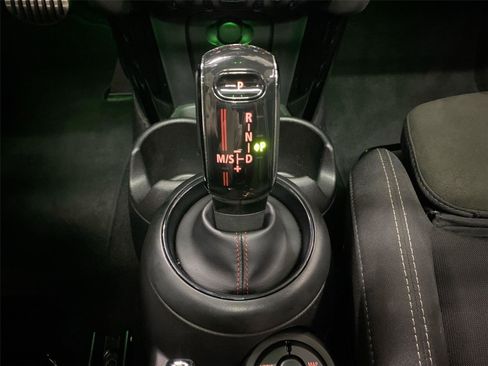 Used 2021 MINI Cooper S w/ 6.5" Touchscreen Package image 26