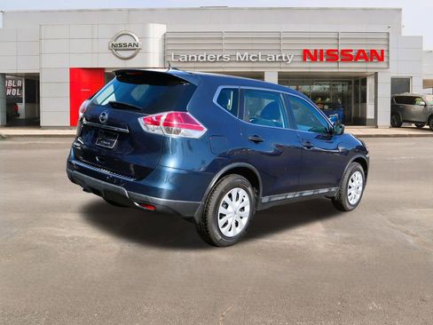 Used 2016 Nissan Rogue S image 3