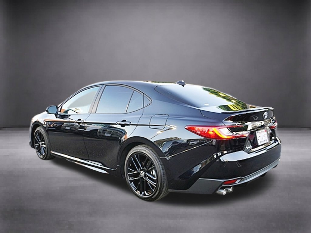 Used 2026 Toyota Camry SE w/ Convenience Package FWD image 7