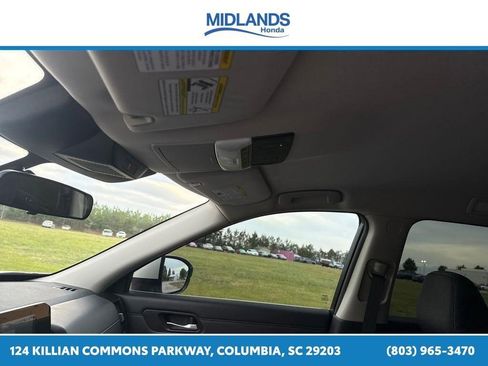 Used 2022 Nissan Pathfinder SV AWD/4WD image 22